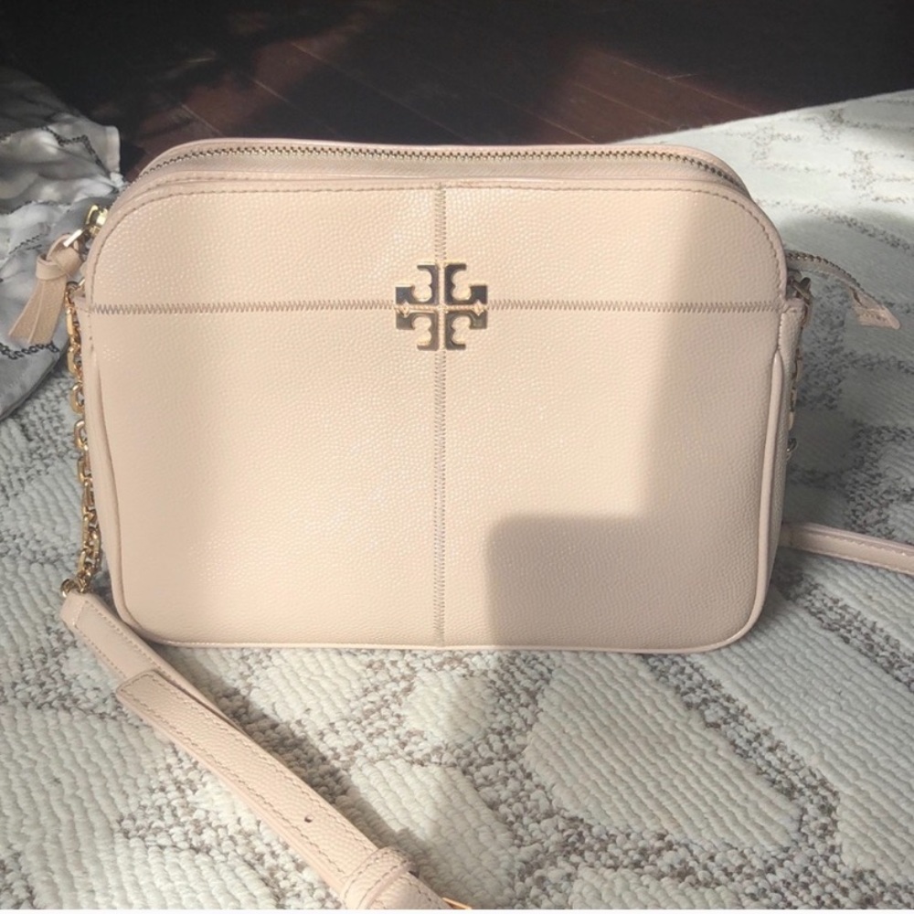 Authentic TORY BURCH 😍